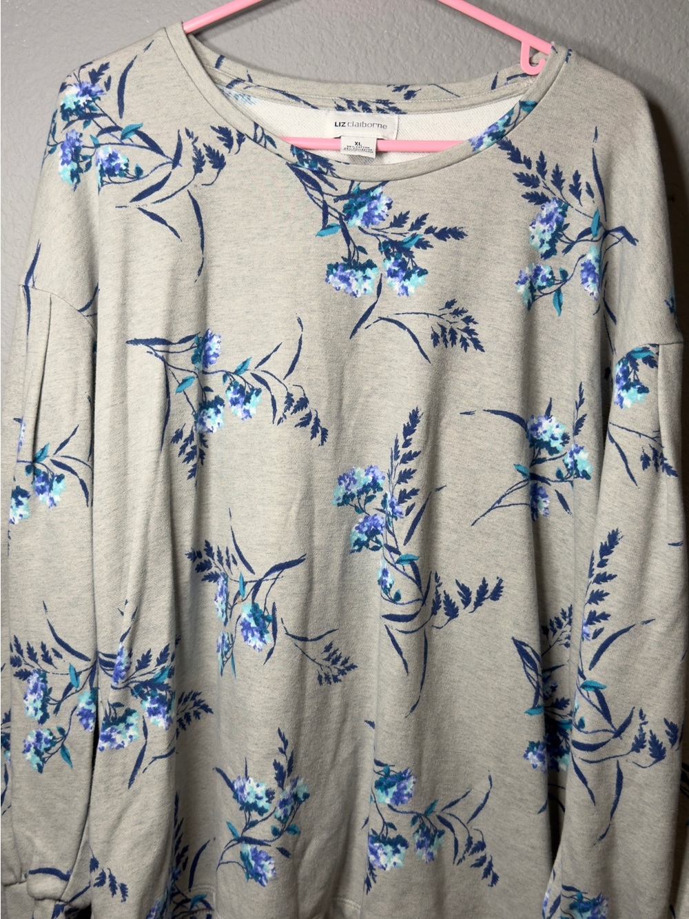 Liz Claiborne Light Gray Pullover with Blue Floral Accents